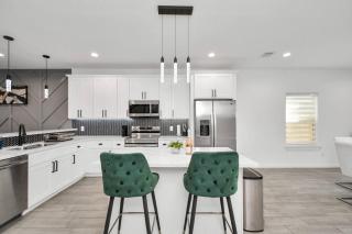 Grand Luxé Retreat - Lavish Abode - Gated - By Medical Center & NRG - Houston - 3