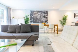 AB Properties -Design House Marbella- 3 mn de Puerto Banus Beach - Golden Mile - Tropical Garden and Pool - Marbella - 4