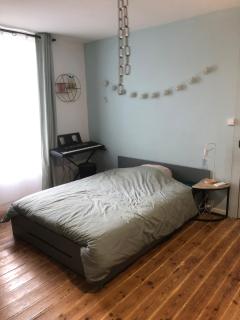 Chambre à l’étage - La Brousse - 0