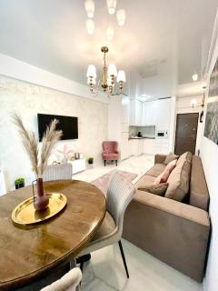 Velvet Vista Apartment - Mamaia Nord – Năvodari - 1