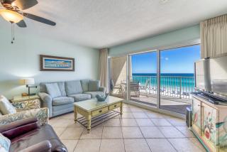 Beach House Condominiums B405 - Beachfront with Pool, WiFi, & Beach Service - Destin - 6