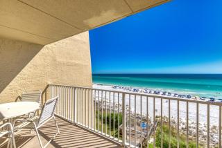 Beach House Condominiums B405 - Beachfront with Pool, WiFi, & Beach Service - Destin - 9