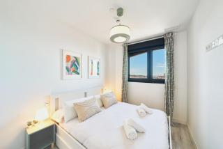 Málaga Skyline By Lovely Rentals - 4