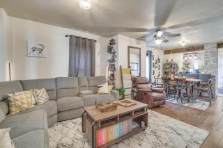 Modern Casselton Vacation Rental 22 Mi to Fargo! - Casselton - 0