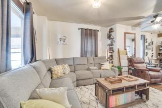 Modern Casselton Vacation Rental 22 Mi to Fargo! - Casselton - 6