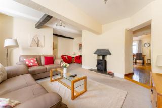 Hazelnut Cottage - 6