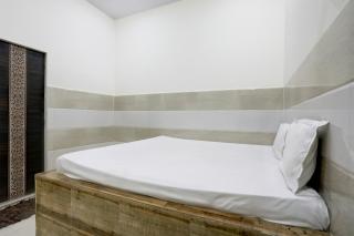 Hotel O YOUR RESIDENCY - Ghaziabad - 8