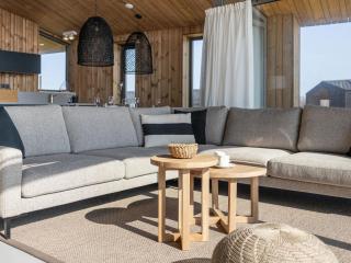 Charming holiday home overlooking lake - Wissenkerke - 1