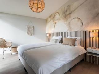 Lovely holiday home with garden - Wissenkerke - 2