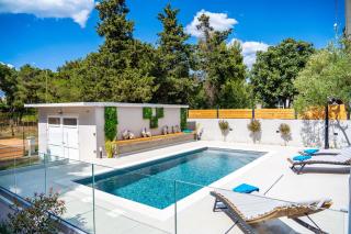 Villa B&D ZADAR for the complete pleasure of vacation !HEATED! PRIVATE POOL! Green oasis in the CENTER of ZADAR, 100m from the SEA - Zadar - 7