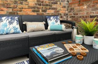 Coastal Escape at 31, Scarborough Holiday Home - 8