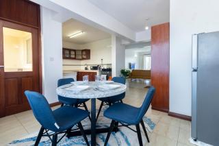 Cozy 2BR Seaview Pentahouse in Nyali, Mombasa, - Mombasa - 1