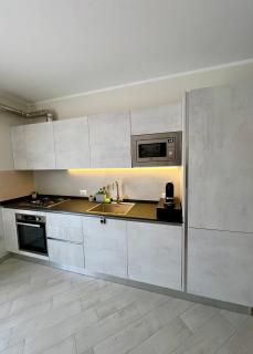 NOVIMO Comfort Apartment - with elevator & secure parking - 4