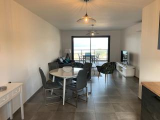 Appartement récent, tout confort , vue mer, plage à 5min - 5