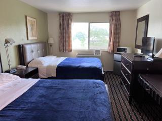 River Walk Inn - Fort Atkinson - 2