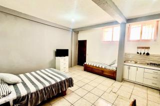 Suite 2 (Full Bed + Single bend) - 7