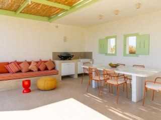 Plioni Villas With Private Pool & Suites With Hot Tub - Mikri Vigla - 1