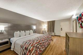 Red Roof Inn Kingsport - 4