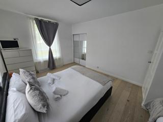 Lovely house with private parking! Glasgow! - 4