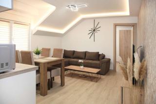 Golden hill Vinča - 8