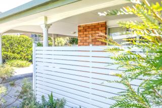 Coffs Harbour Family Oasis - Pool, Games, Fire Pit - 9