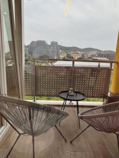 Tirana Lake View Premium Apartment - Tirana - 0