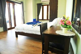 Koh Tao Beach Club - 3