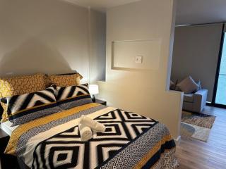 The Tokyo 311 Amazing Comfort - Cape Town - 3