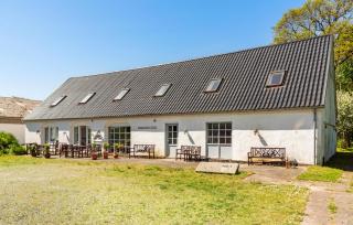 5 Bedroom Lovely Apartment In Tylstrup - 0