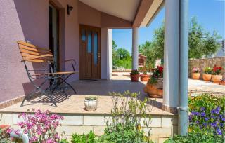 Gorgeous Apartment In Vodnjan With Wifi - Vodnjan - 1