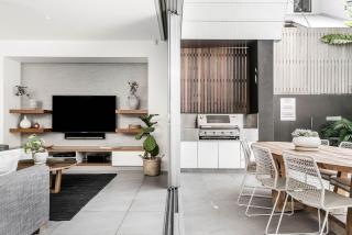 Kokos Beach House 1 - beachside luxury with pool - 6