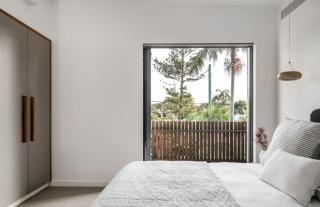 Kokos Beach House 1 - beachside luxury with pool - 8