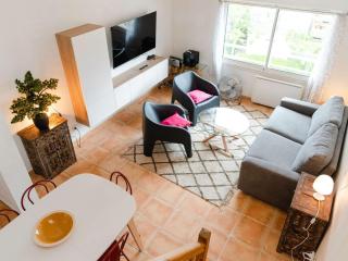 T2 Mezzanine Climatisé Rénové - Plage des Chalets, Gruissan - 6 Pers, Parking, WiFi Option - FR-1-409-174 - Gruissan - 4