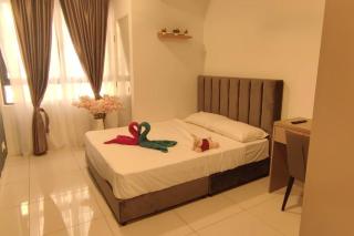 Hzb1317-Selfcheck-in-Wifi-Parking - Pool- 2 bedroom- KLIA- HORIZON SUITES, 7101 - Kampong Melot - 0