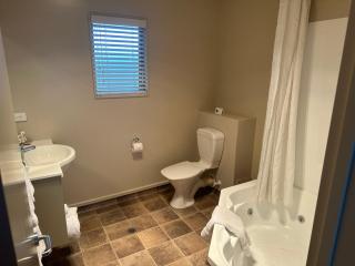 The Suites Ashburton - 4