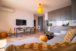 Modern Central Seaview Apartment Saranda - Sarandë - 9