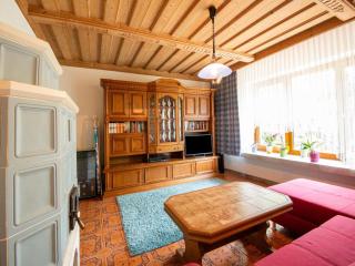 Beautiful holiday apartment in Piesendorf - Piesendorf - 2
