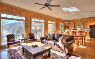 Paradise Retreat - Luxury chalet on Lake Disharoon with foosball - Marblehill - 7