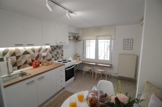 Kalliston - Cosy Urban Family Lodging - Kavala - 4