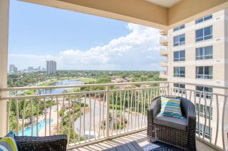Luau 6724 - Walk to the ocean and splash in the resort pool - Destin - 0