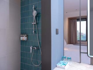 Holiday Inn Express Suzhou Shihu University Town - 1