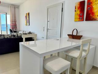 Red Infinity SeaView Apartment Saranda - Sarandë - 5