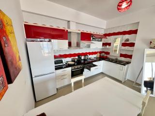 Red Infinity SeaView Apartment Saranda - Sarandë - 6