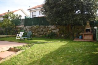 Chalet en urbanización con piscina - Argoños - 3