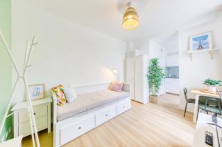 Le Nid Cozy - Face Gare De Corbeil - 1