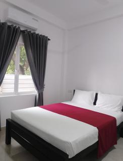 Laxsume Guest House Nilaveli - Nilaveli - 9