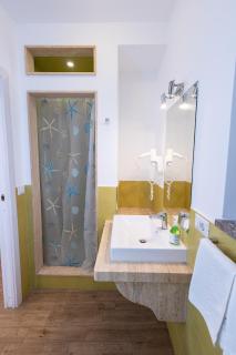 A Casa di Amici Apartment - 8