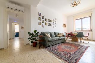 Via Coriolano 8 - Naples - 0