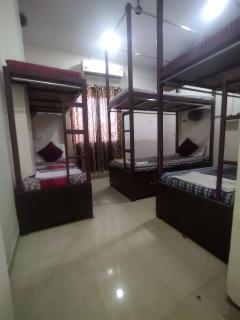 Hotel Thakur Ji - 4
