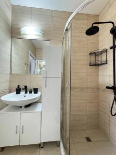 Artistic Apartment for 4 Guests in Burgas - 5